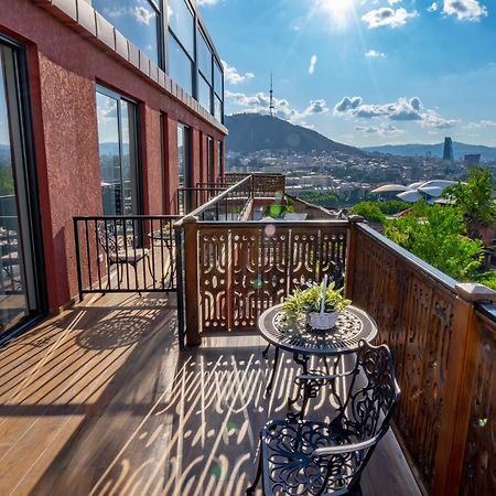 Iris Hotel Tbilisi ภายนอก รูปภาพ
