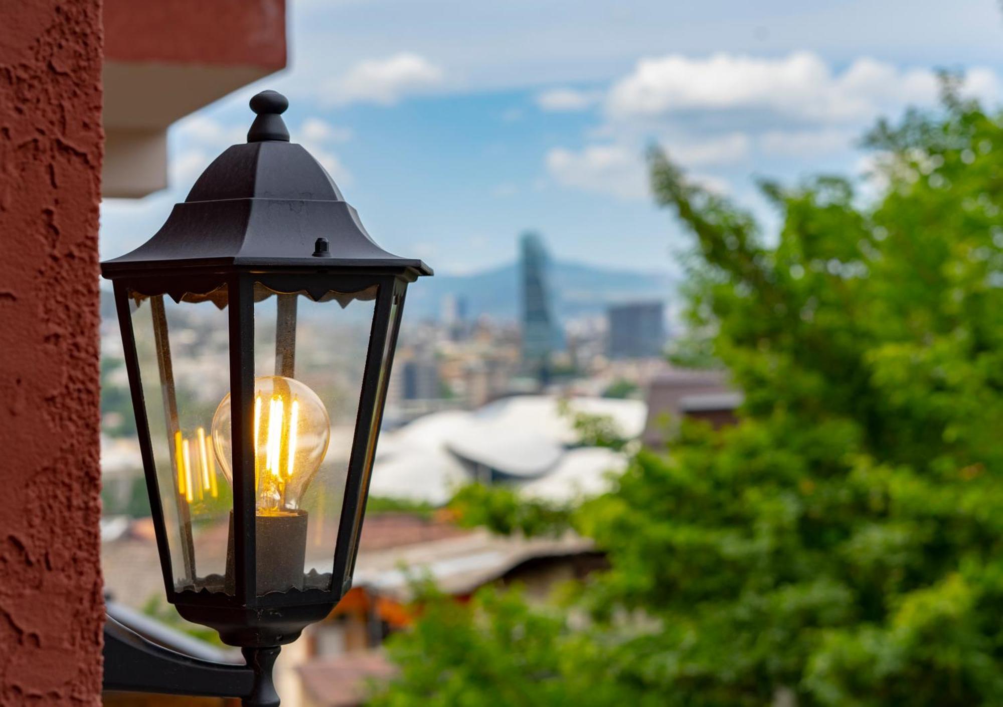 Iris Hotel Tbilisi ภายนอก รูปภาพ