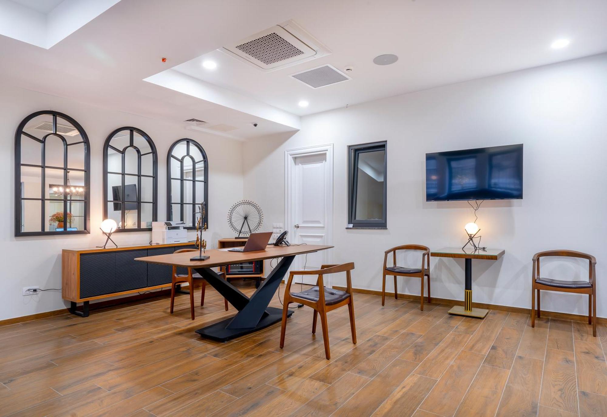 Iris Hotel Tbilisi ภายนอก รูปภาพ